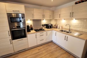 Kitchen- click for photo gallery